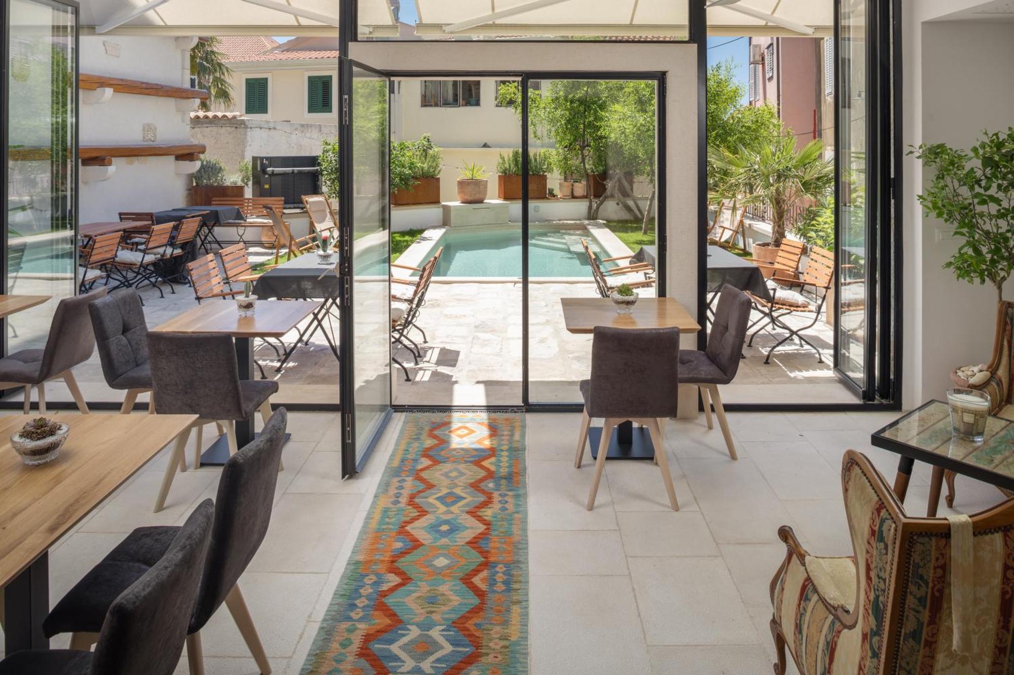 New - Casa Columba - 4 Star Design Boutique Hotel With Outdoor Pool & Private Garden (Adults Only) มาคาร์สกา ภายนอก รูปภาพ