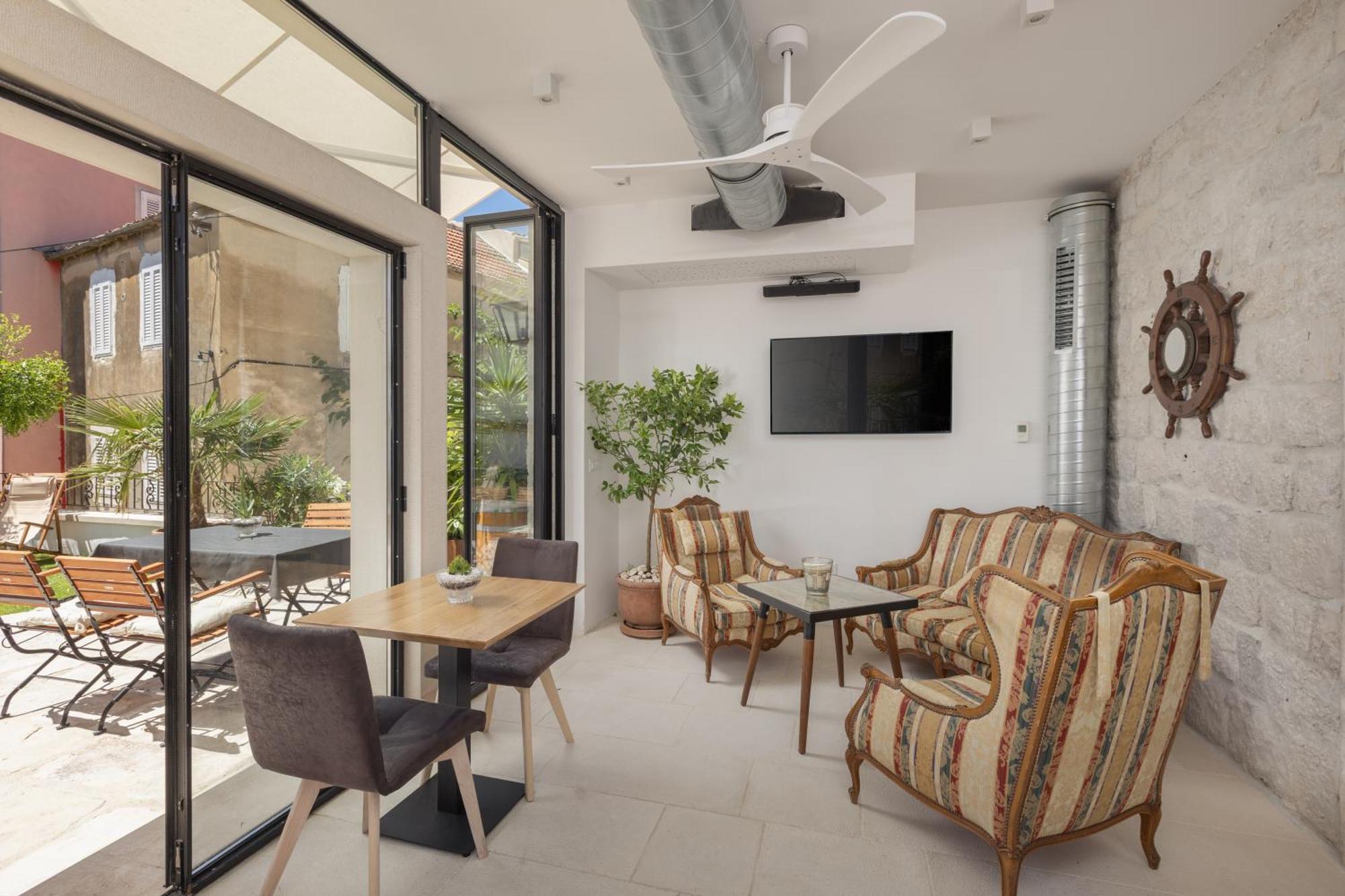 New - Casa Columba - 4 Star Design Boutique Hotel With Outdoor Pool & Private Garden (Adults Only) มาคาร์สกา ภายนอก รูปภาพ